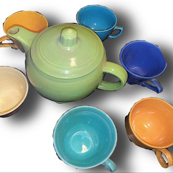 Set Of 7 Vintage Fiesta TeaPot - Cups
